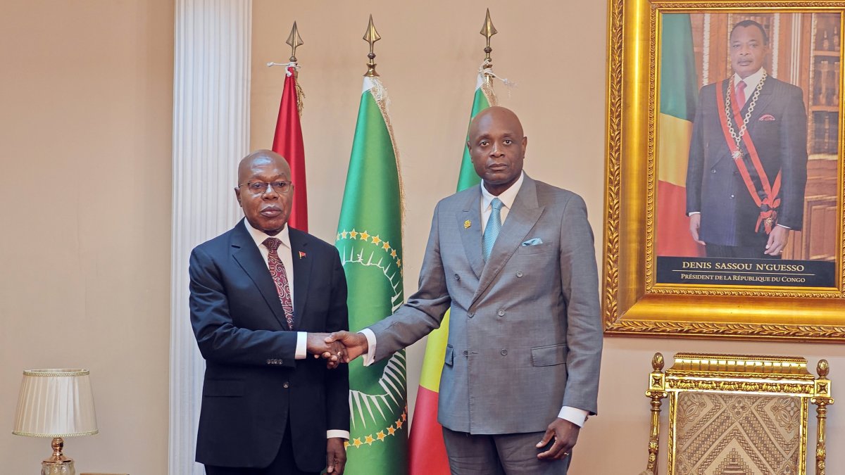 Le Ministre Serge Constant BOUNDA reçoit le Doyen du Corps Diplomatique accrédité au Congo